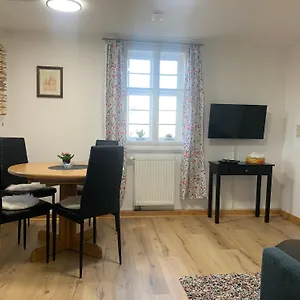 Apartment Turmstüble Im Torhaus Von 1545, Burgbernheim